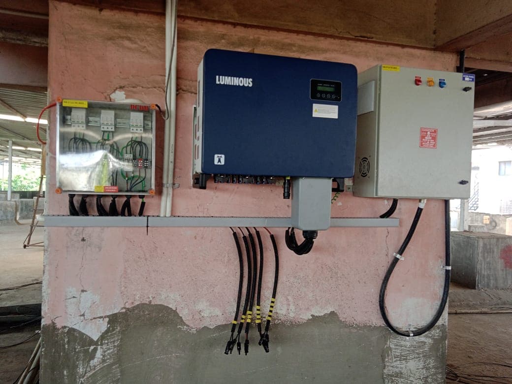 Solar Inverters (Extra) in Surat - Premium Solar Service by FusionRenew